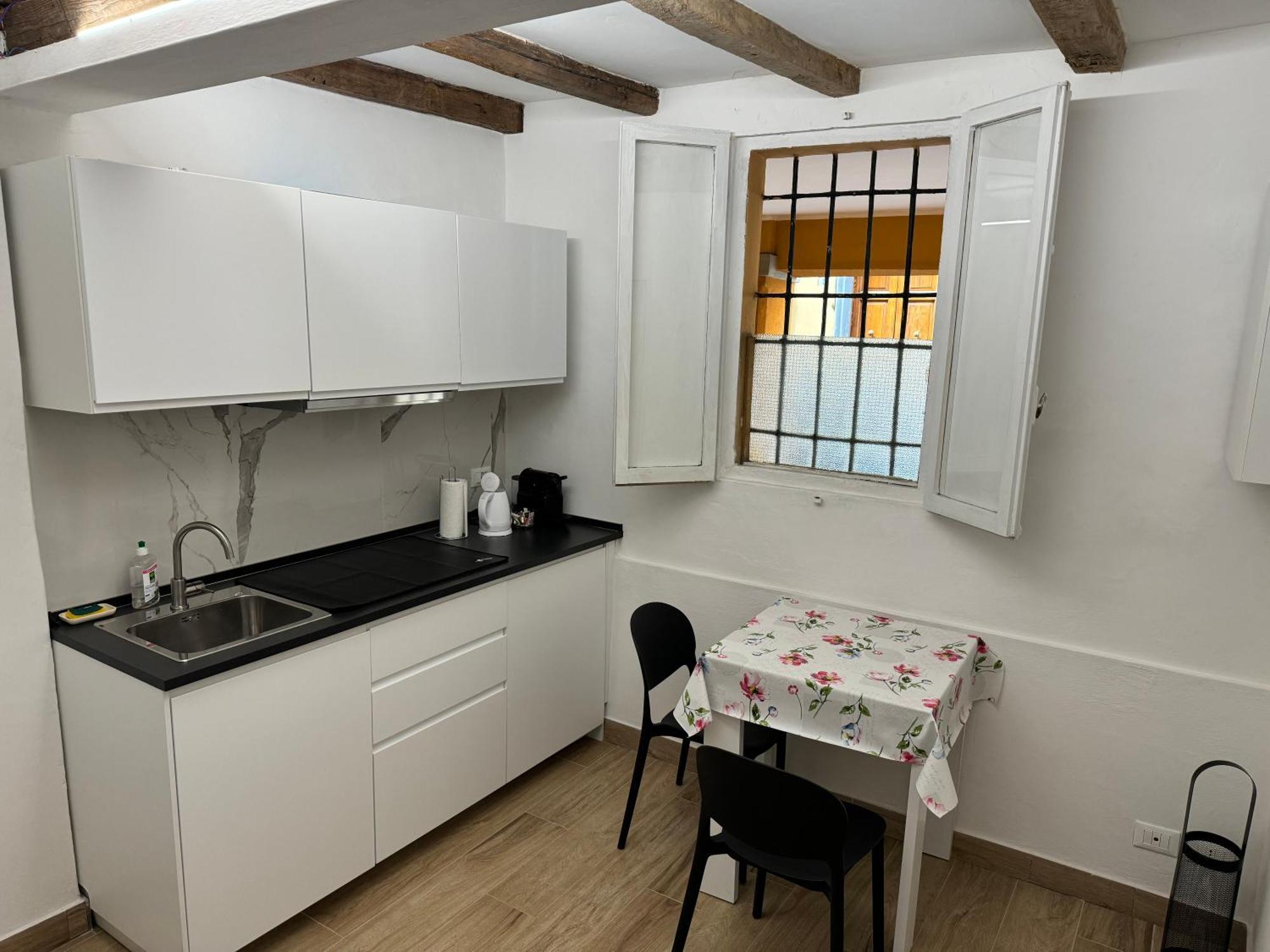 La Casina A Porta Castiglione Lägenhet Bologna Exteriör bild